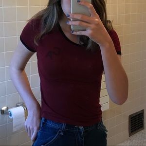 maroon t shirt